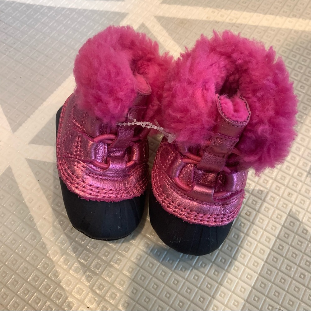 Sorel Baby Girls Insulated Pink/Black Boots Size 3